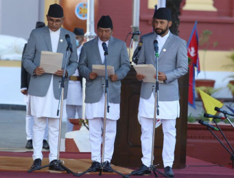 ३ उपप्रधानसहित ७ मन्त्रीले लिए शपथ, कसलाई कुन मन्त्रालय ? 